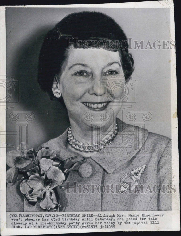 1970 Press Photo Mrs. Mamie Eisenhower on her 63rd birthday. - RSG85533 - Historic Images