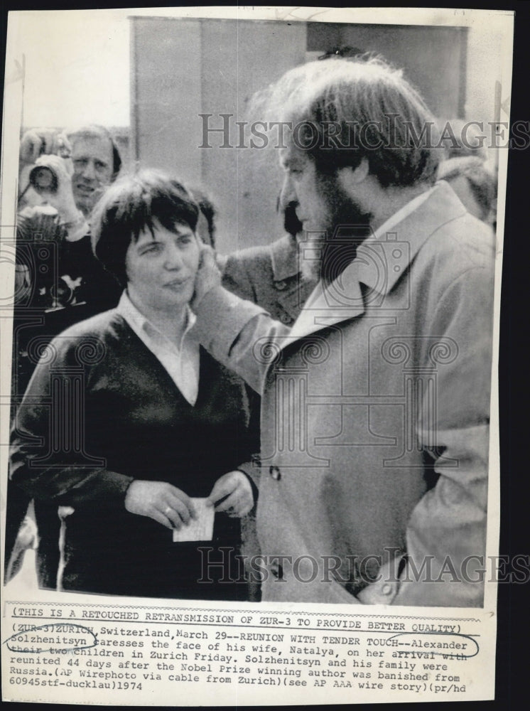 1974 Alexander Solzhenitsym wife Natalya Nobel Prize Author banished - Historic Images