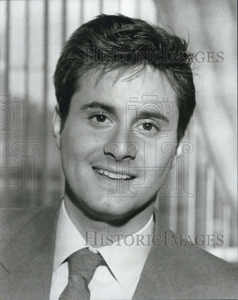 1987 Press Photo Gary Kroeger, star of &quot;Spies&quot; - Historic Images