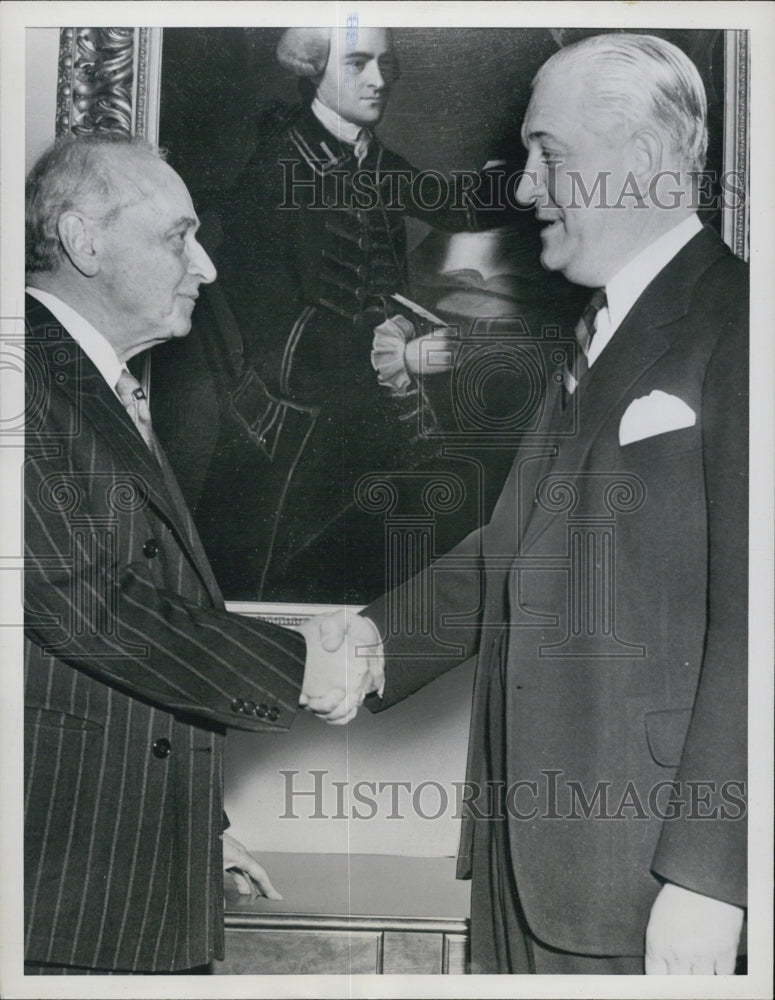 1946 Dr. Serge Kousevitdky, conductor of Boston Orchestra meets a - Historic Images