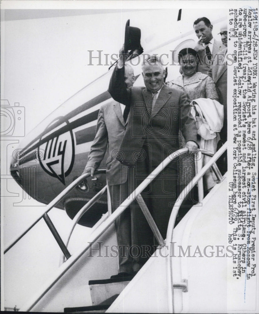 1959 Press Photo Soviet First Deputy Premier Frol Kozlov arrives in NY. - Historic Images