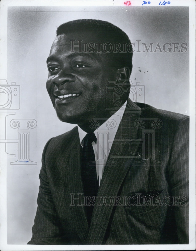 1969 Press Photo Actor Yaphet Kotto - Historic Images
