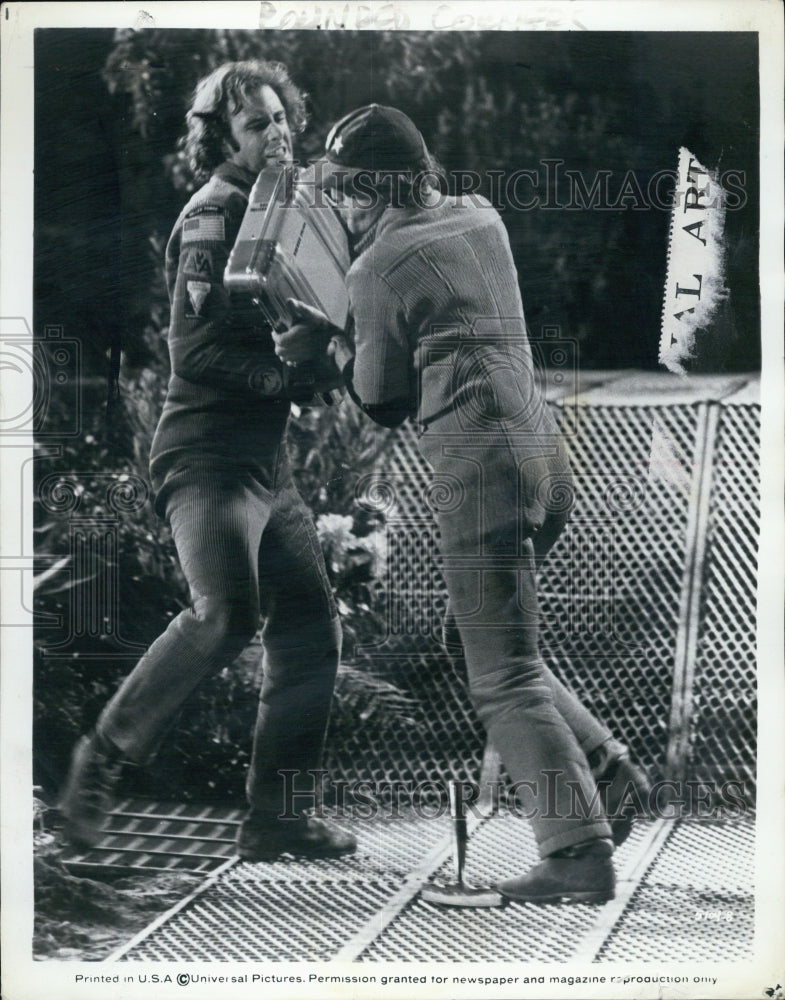 1972 Actor Bruce Dern &amp; Cliff Potts in &quot;Silent Running&quot; Film - Historic Images