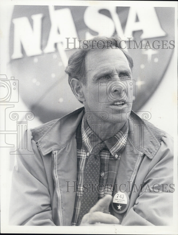 1985 Press Photo Actor Bruce Dern in CBS TV miniseries &#39;Space&#39; - Historic Images