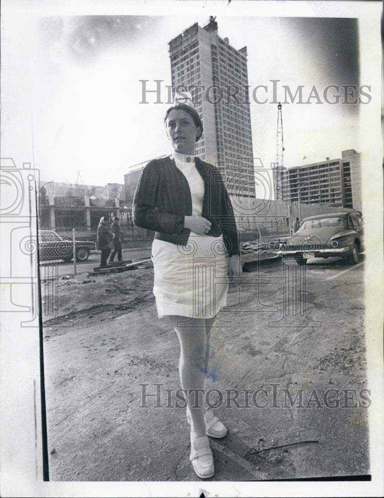 1972 Press Photo Nurse Jean Deslauriers - Historic Images