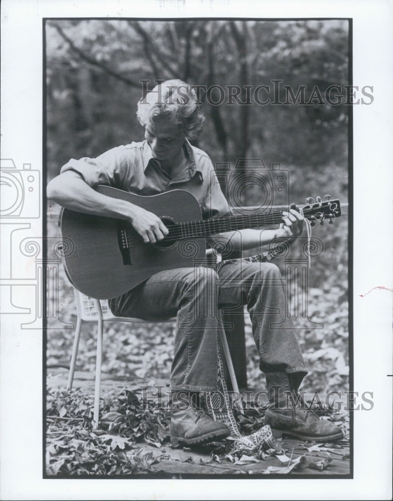 Press Photo Livingston Taylor - Historic Images