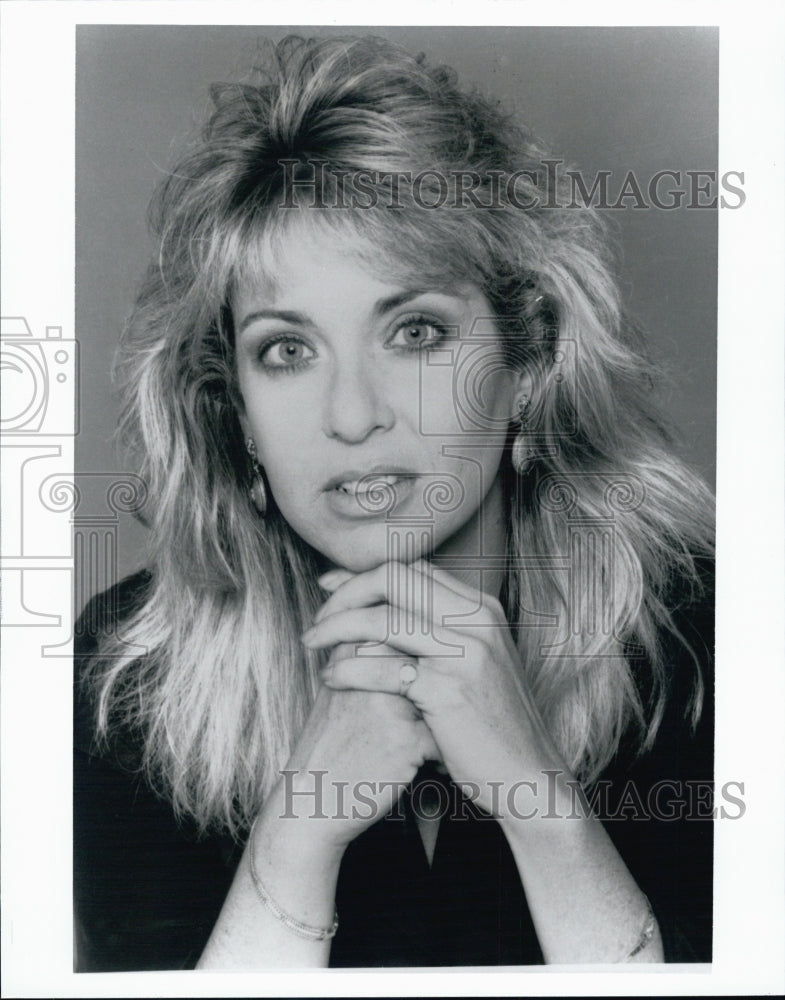 Press Photo Judi Paparelli Traffic Reporter WBZ TV4 - Historic Images