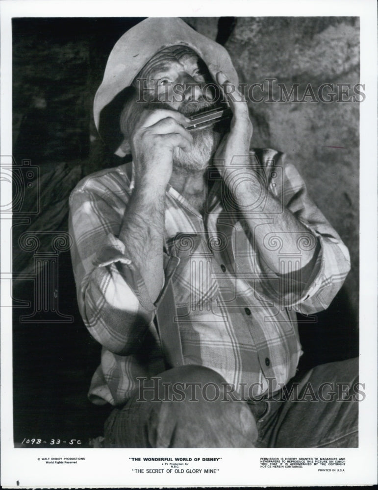 1976 Press Photo Rowan Pease in Disney's "The Secret of Old Glory Mine" - Historic Images