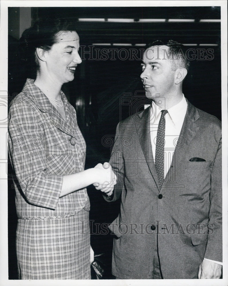 1961 Eleanor R. Travers and William F.Linnehan to practice Law - Historic Images