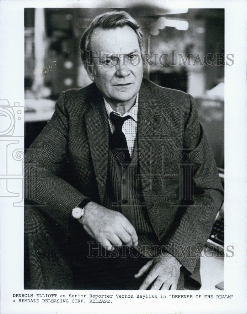 1992 Press Photo Denholm Elliott Defense of the Realm Vernon Bayliss - Historic Images