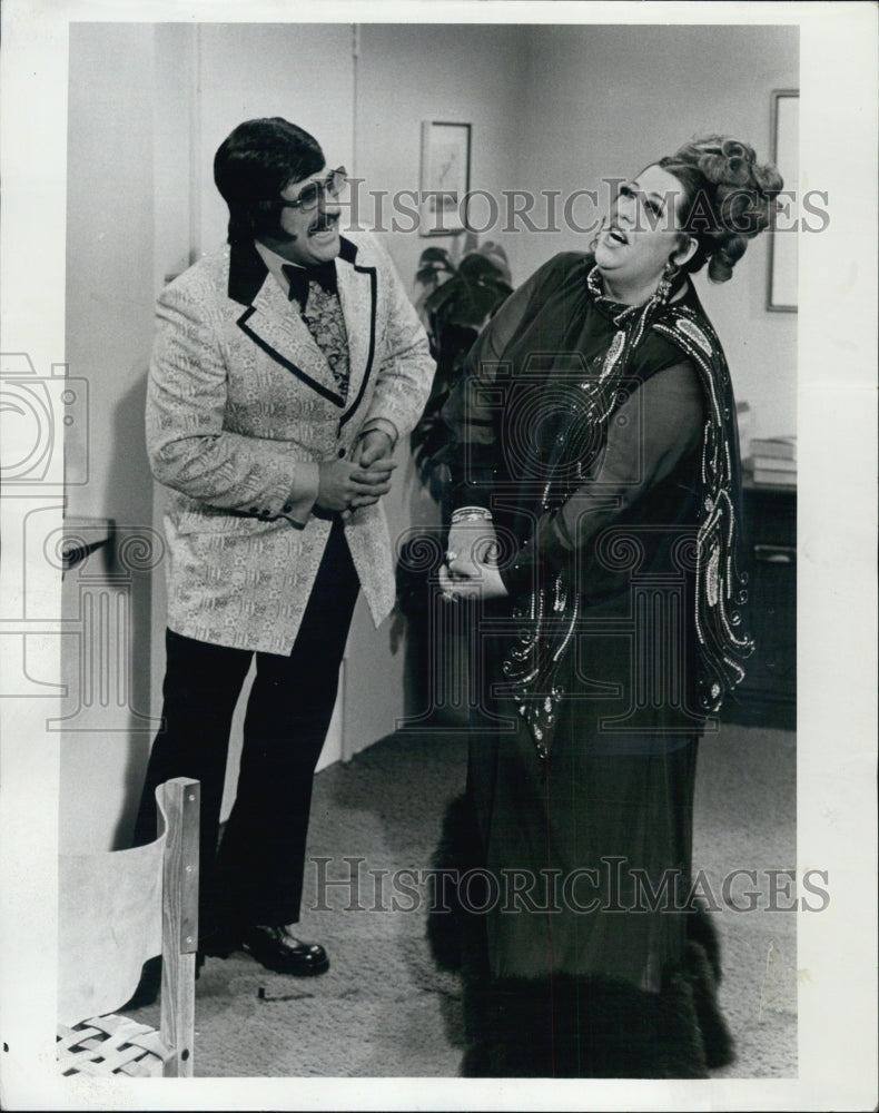 1972 Shecky Greene and Cass Elliott - Historic Images