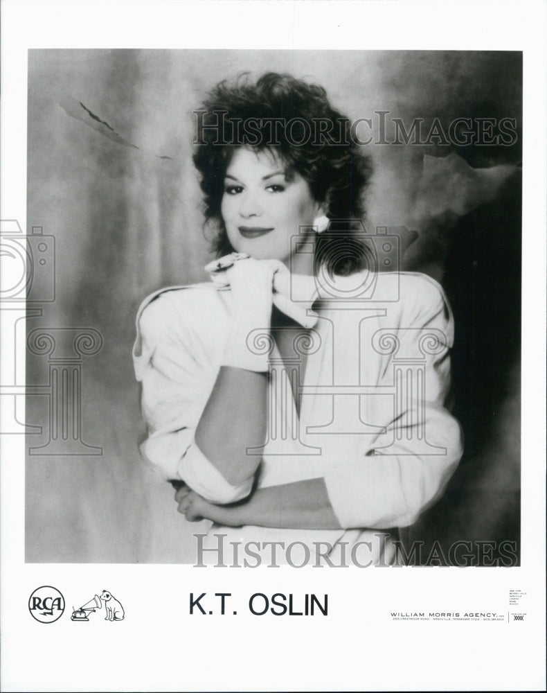 Press Photo K.T. Oslin American country music singer and songwriter. - Historic Images