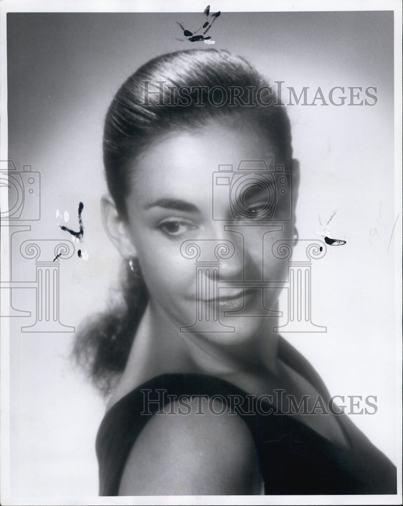 1964 Barbara Orsonin"Pheenie ,ILove You"Orleans Theatre,Orleans,Mass - Historic Images