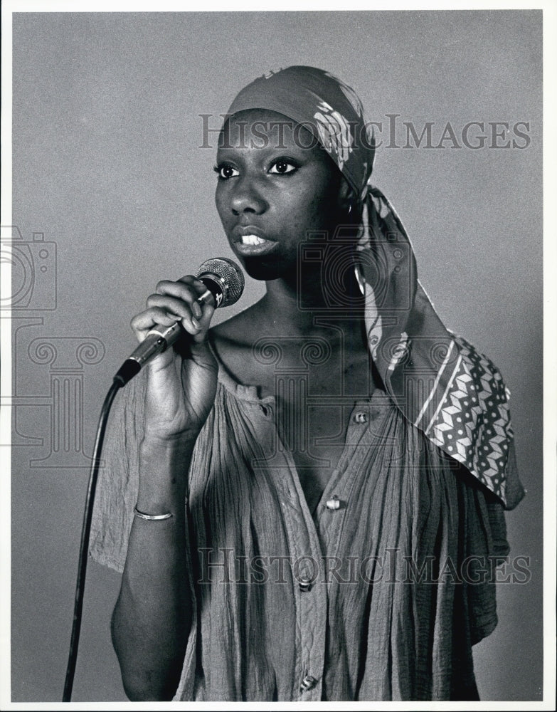 1976 Clarice Taylor Closes Market Place '76 With Special Performance - Historic Images