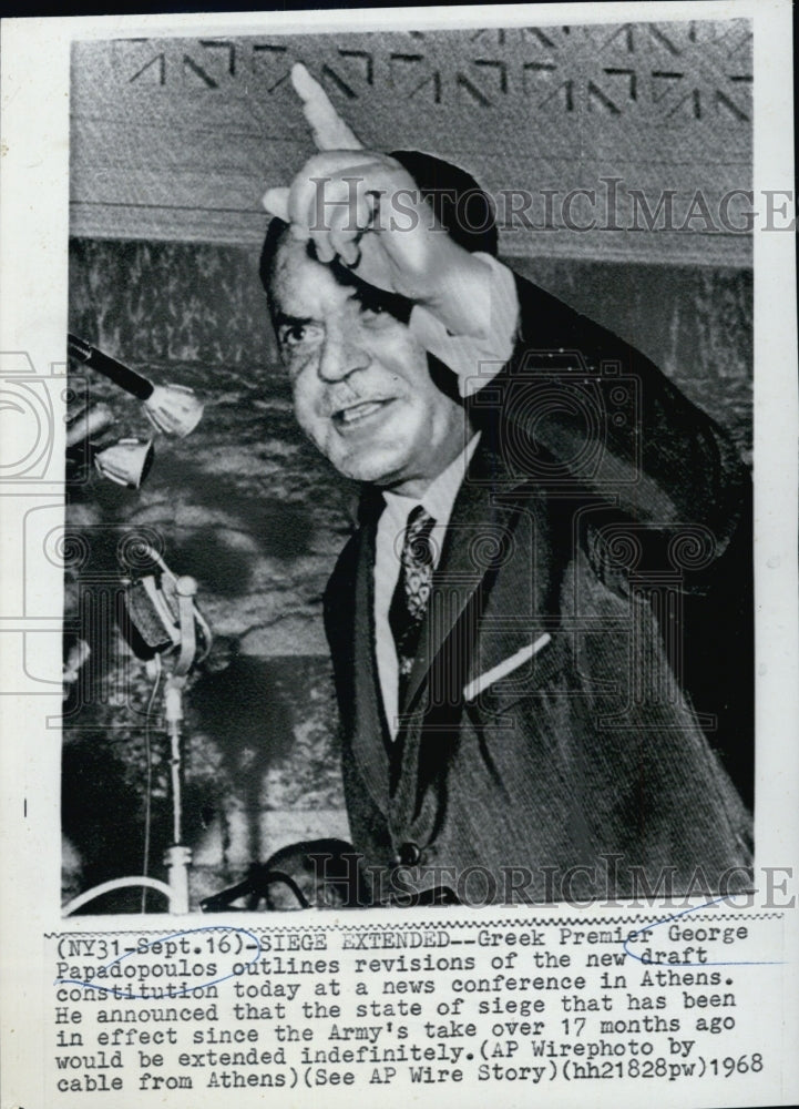 1968 Press Photo Greek Premier Papadopoulos on new Constitution draft - Historic Images