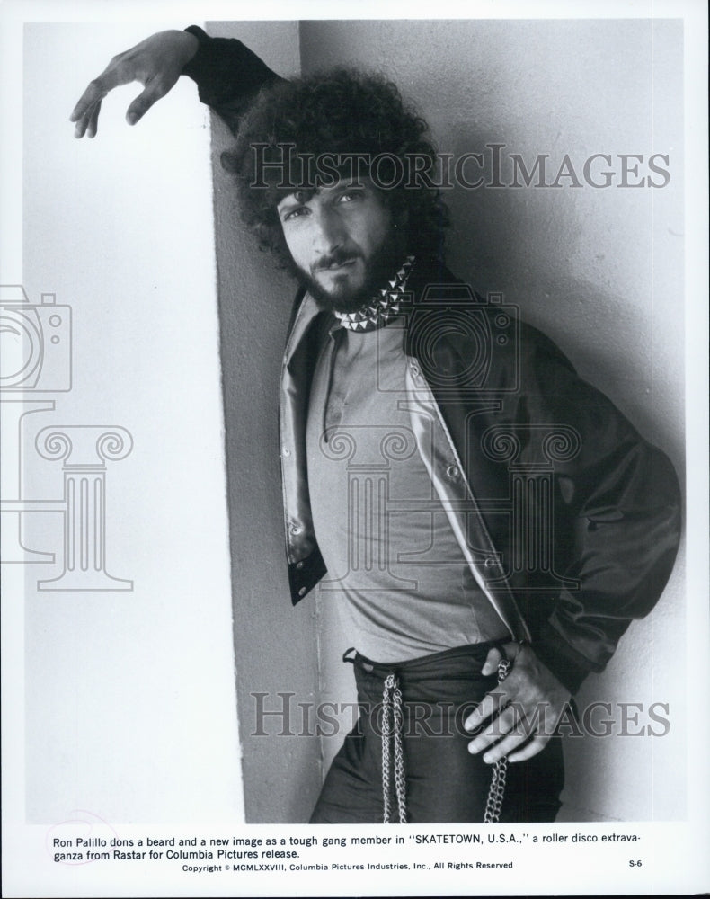 1979 Press Photo Ron Palillo in 'Skatetown, U.S.A' - Historic Images