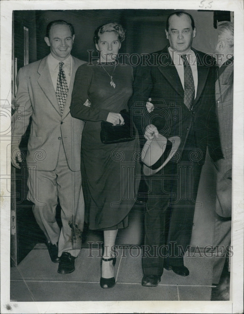 1949 Mark Matthews, Mrs. Winifred Fielding &amp; Atty. George Mulry - Historic Images