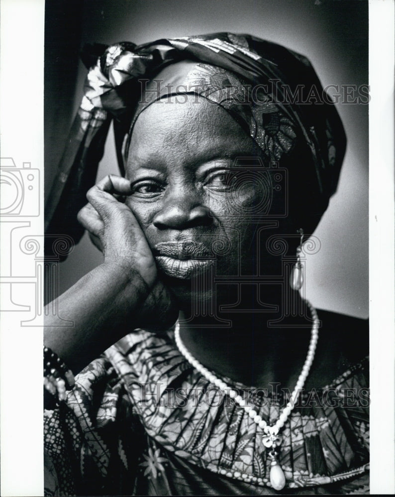 1996 Press Photo Mrs.Esther Krua needs a kidney - Historic Images
