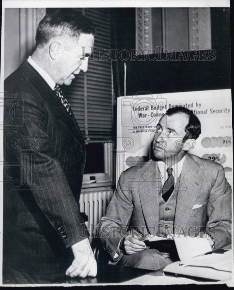 1950 Press Photo Frank Pace and Fred Lawton promoted by Truman - Historic Images