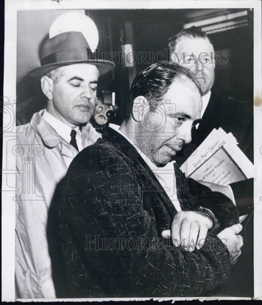 1956 Bank Robber Kidnaper Arthur Paisnuer - Historic Images