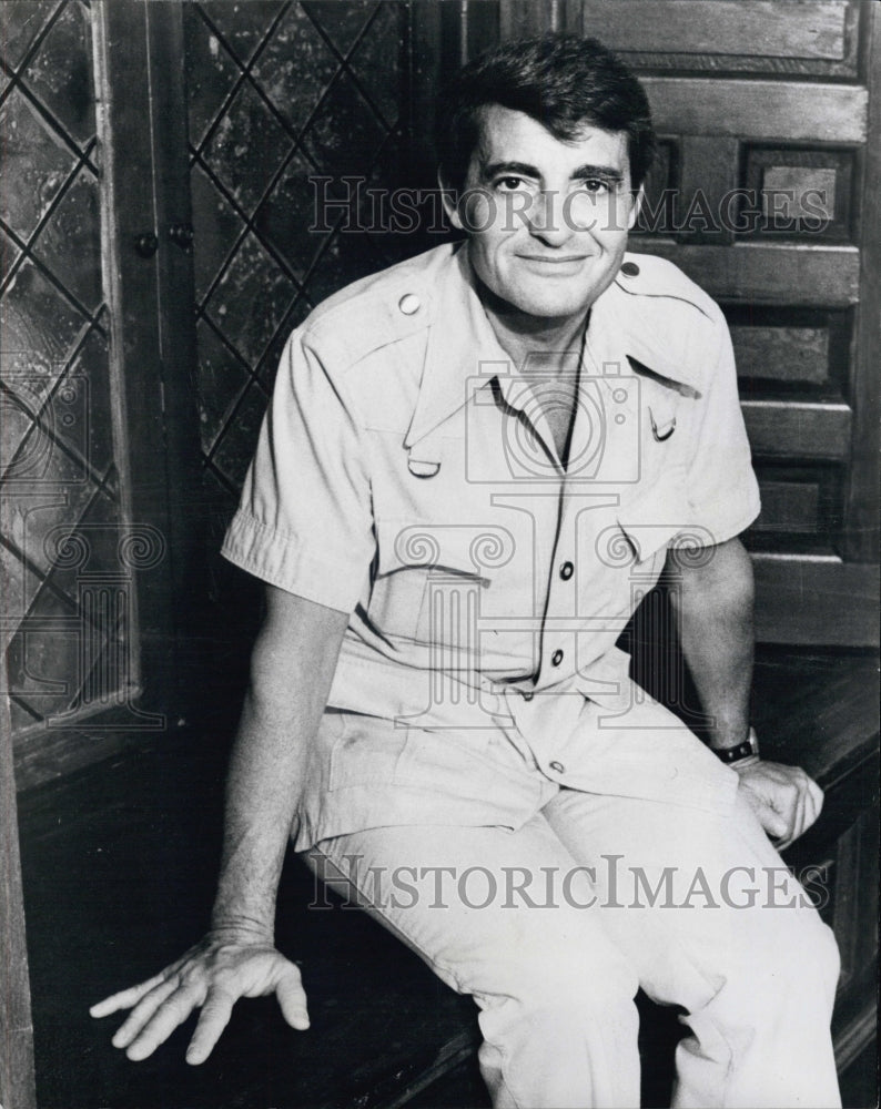 Press Photo Tom Troupe star in "Same tine, Next Year" - Historic Images