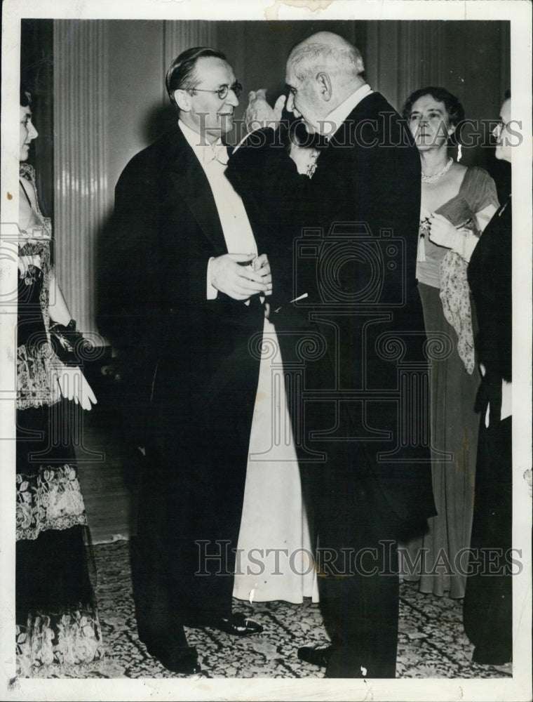 1940 J.P. Morgan and British ambassador  Lothian - Historic Images