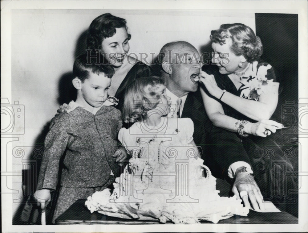 1952 Press Photo Mamie  gives a piece of her birthday cake to husband While - Historic Images