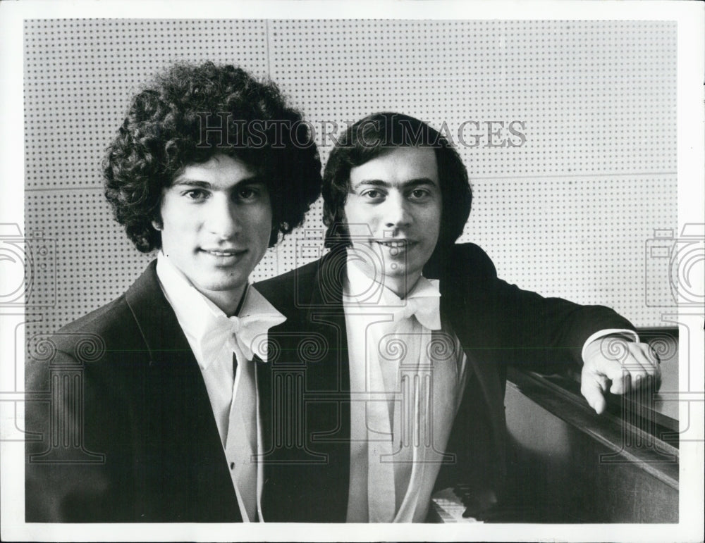 1979 Press Photo Anthony &amp; Joseph Paratore Duo Pianist - Historic Images