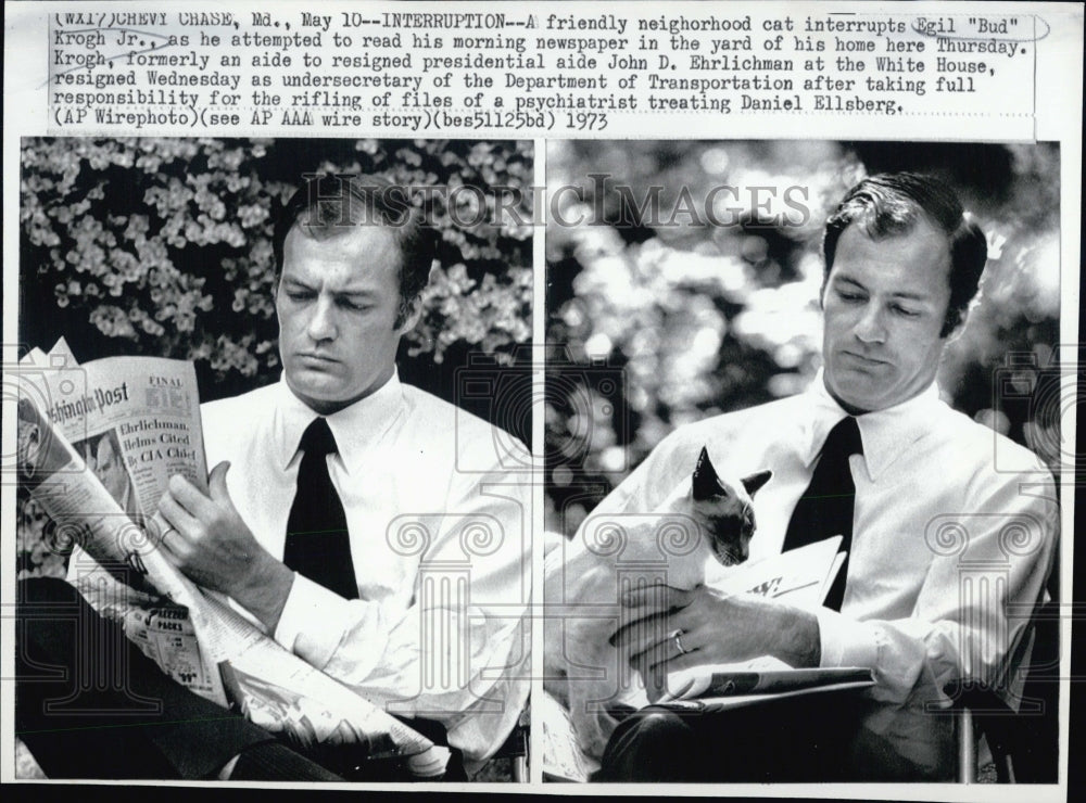 1973 Press Photo  A cat interrupts Egil"Bud" Krogh Jr. formally an aide to John - Historic Images