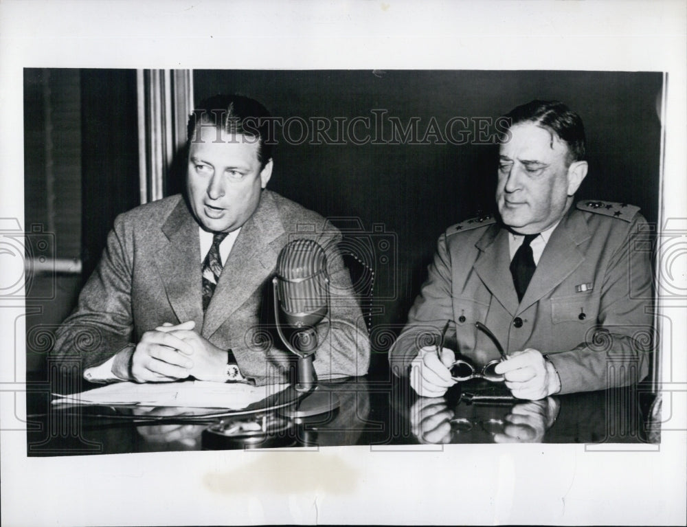 1946 Secy of Interior Julius A. Krug and Vice Admiral Ben Moreell - Historic Images