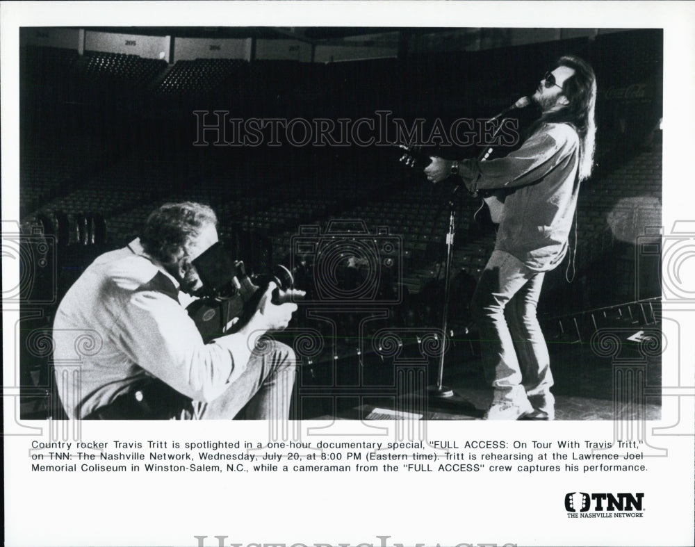 Press Photo Country musician Travis Tritt in "Full Access" - Historic Images