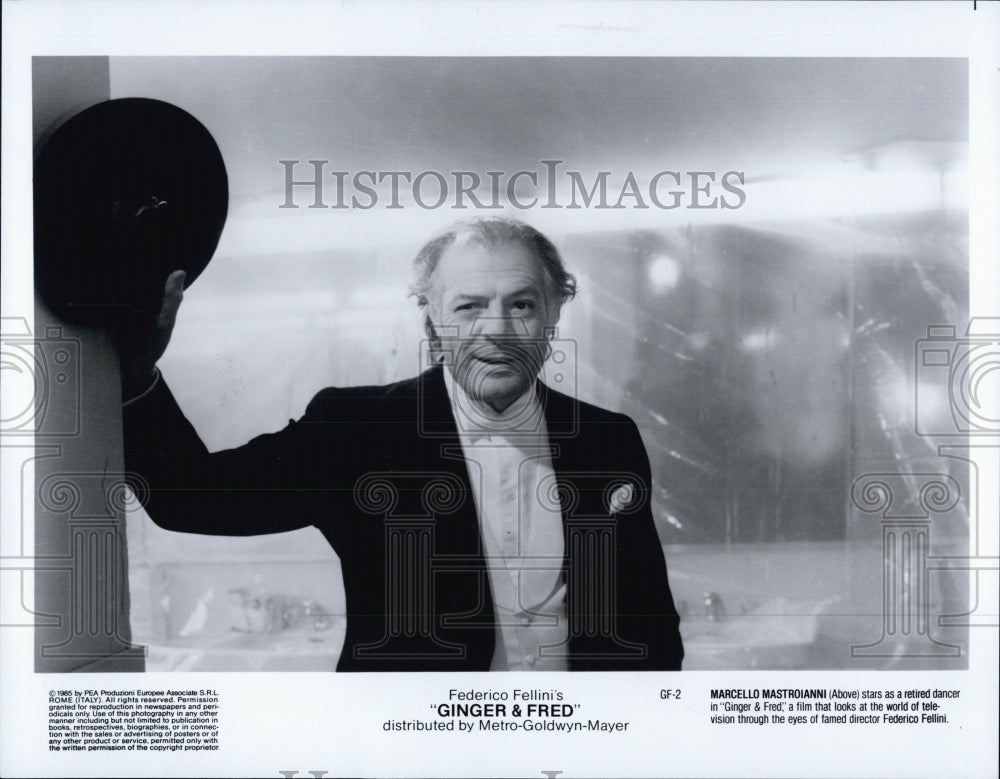 1985 Press Photo Actor Marcello Mastroianni in "Ginger & Fred" Film - Historic Images