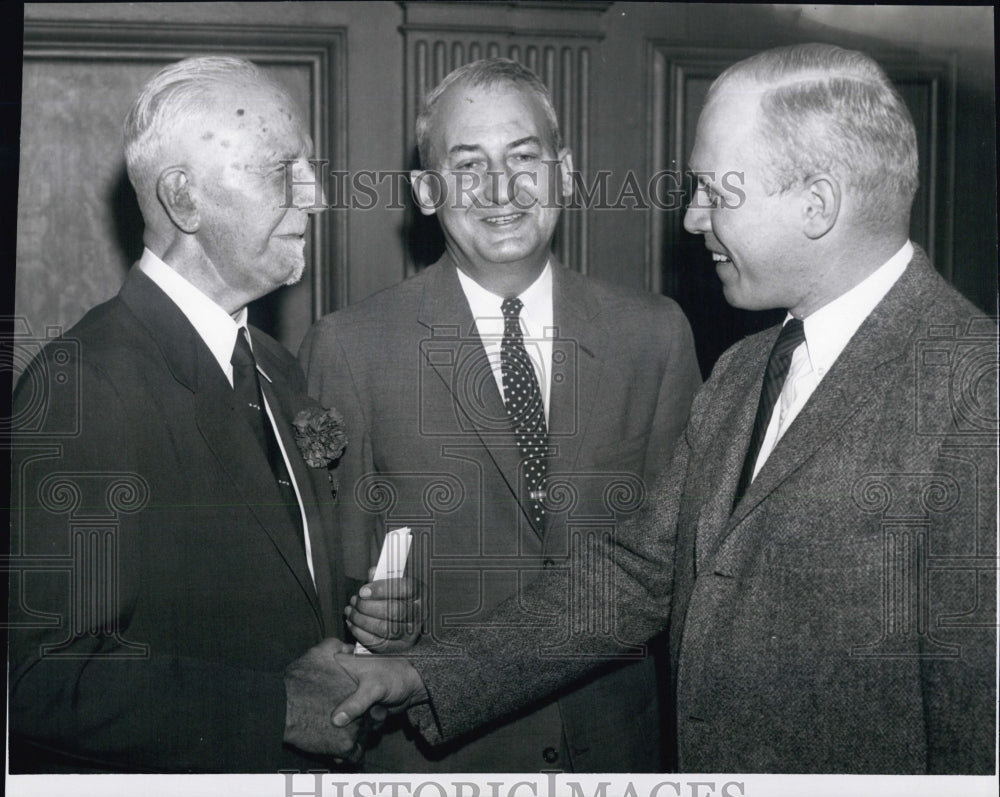 1958 Babson Institute Roger Babson Philip Hoald Gordon Trim - Historic Images