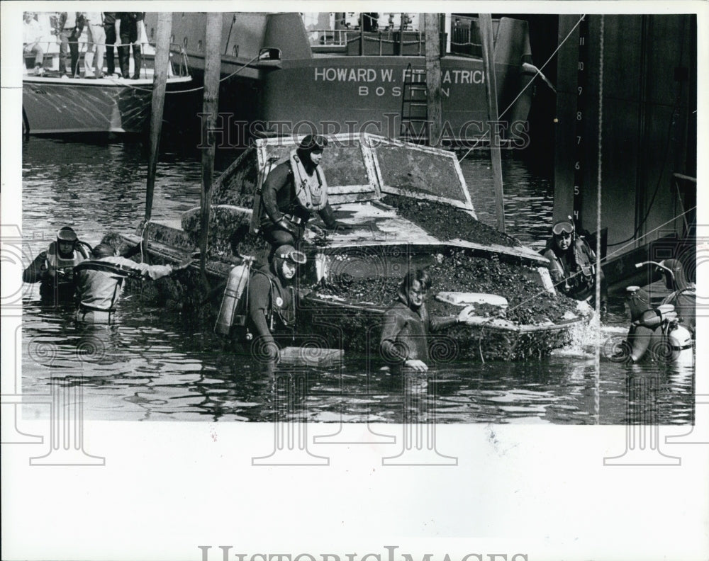 1983 Press Photo Paradiso "Male Femmena" - Historic Images