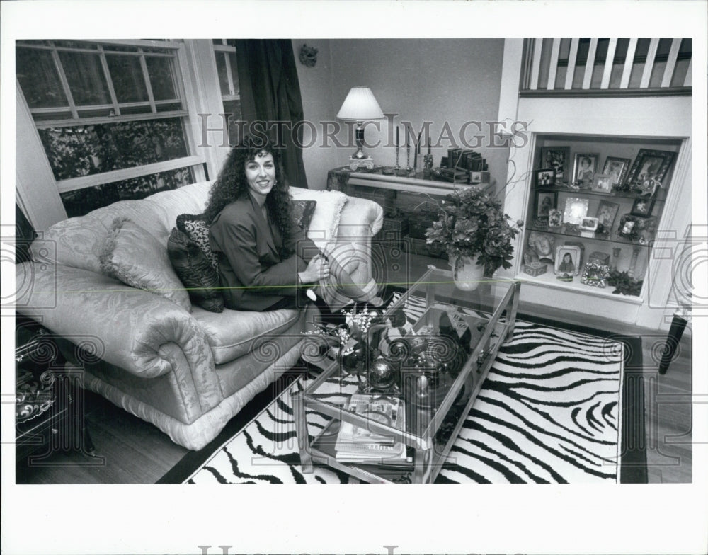 1996 Press Photo Interior Designer Jane Pelosi - Historic Images