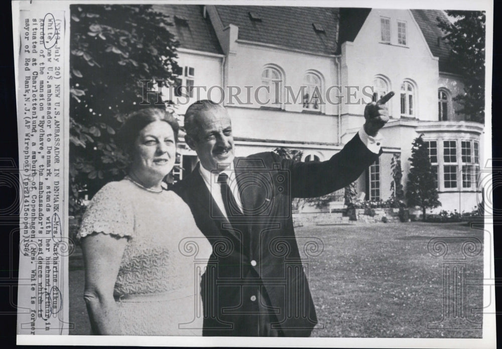 1984 Press Photo U.S. Denmark Ambassador Katharine Elkus White &amp; Husband Arthur - Historic Images