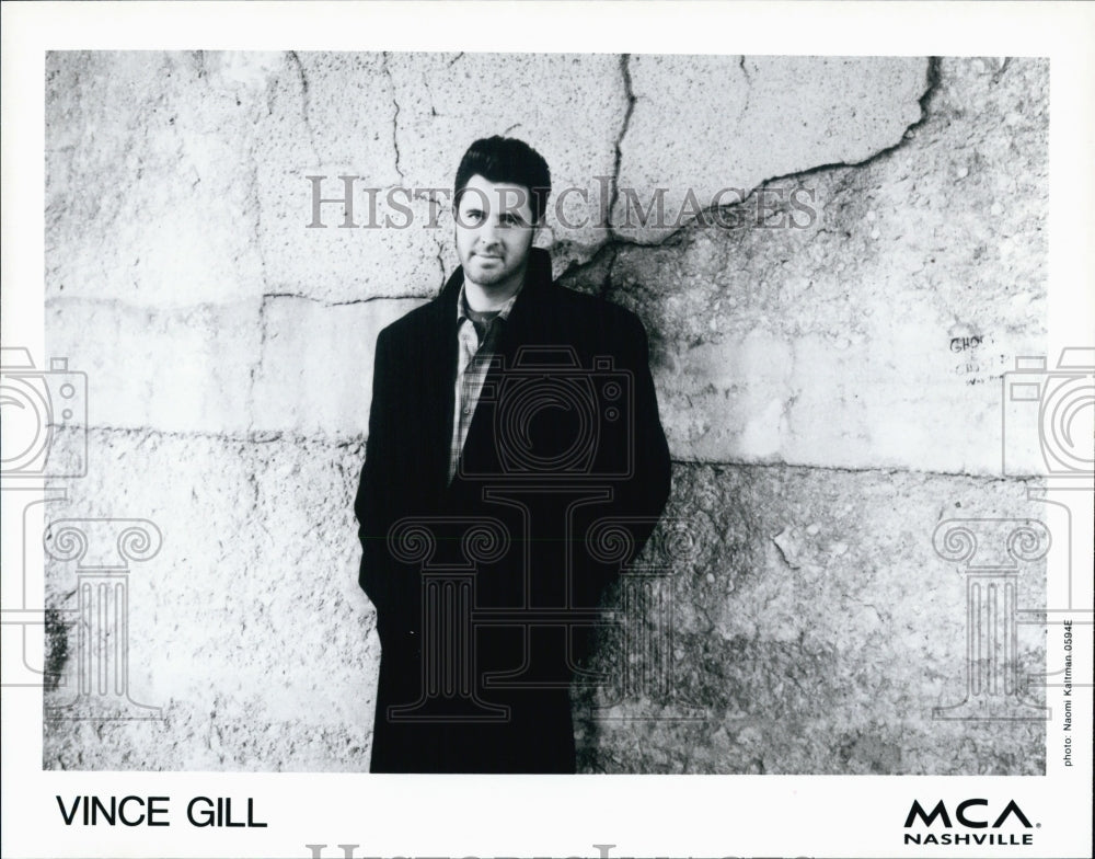 1994 Press Photo Country Singer Vince Gill Concert Promo in B&amp;W - Historic Images