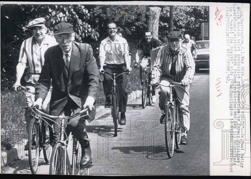 1963 Dr. Paul Dudley White led 113 bicyclists on ride - Historic Images