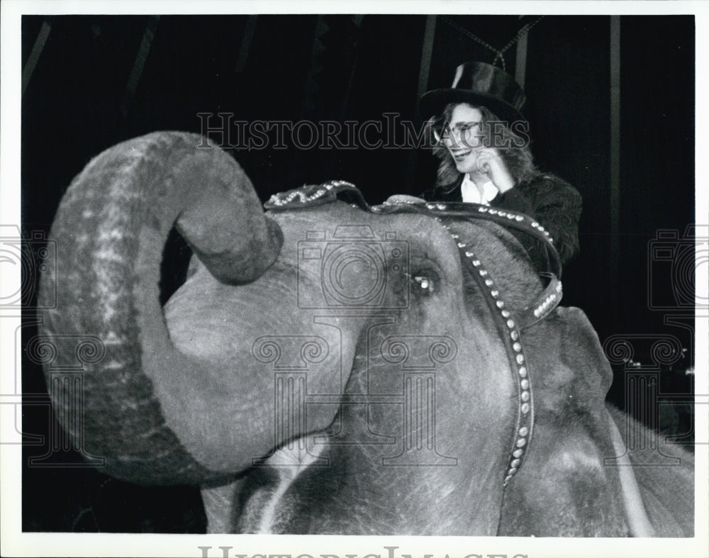 1988 Press Photo Actress Marlee Matlin - Historic Images