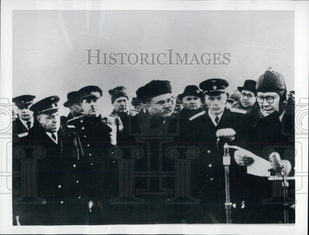 1948 Press Photo Finns arrive Moscow discuss Pact Prime Minister Pekkala - Historic Images