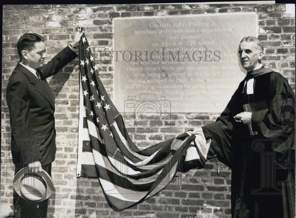 1948 Press Photo Governor Bradford unveiling a memorial tablet, Rev. Charles - Historic Images