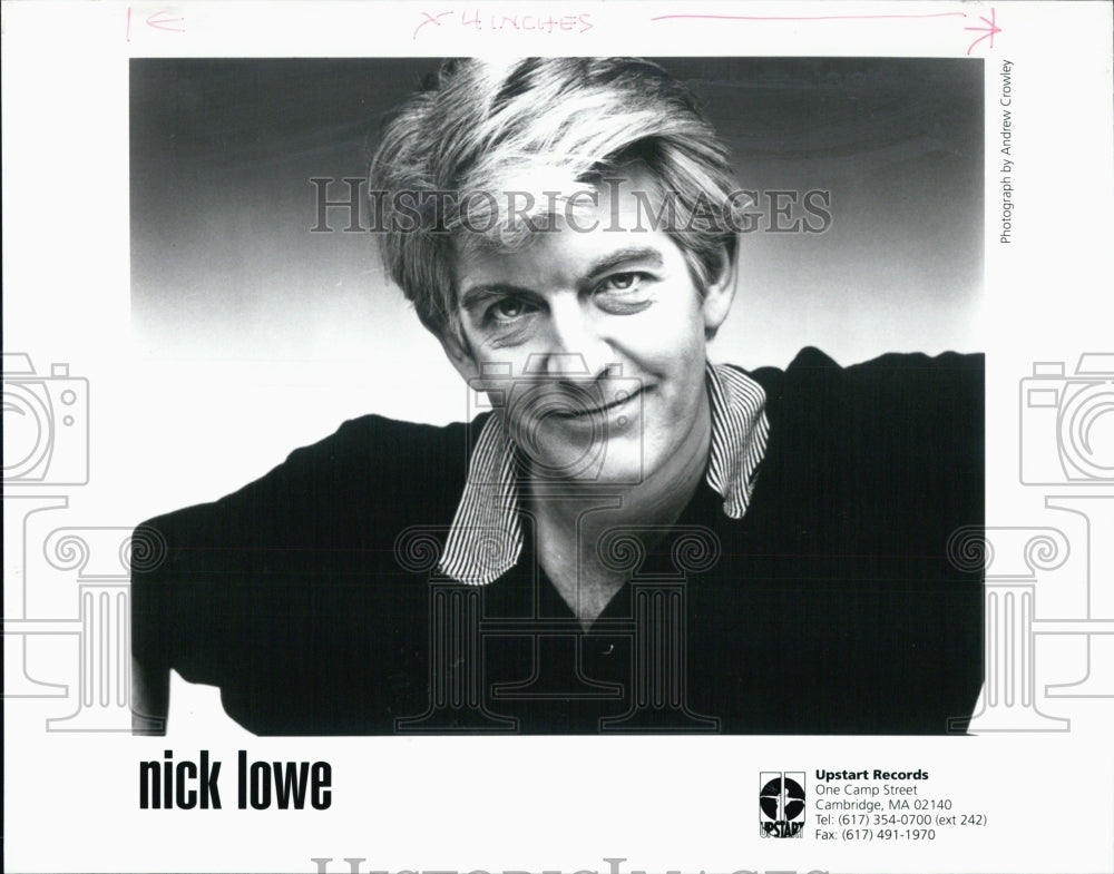 1995 Press Photo English singer-songwriter Nick Lowe - Historic Images