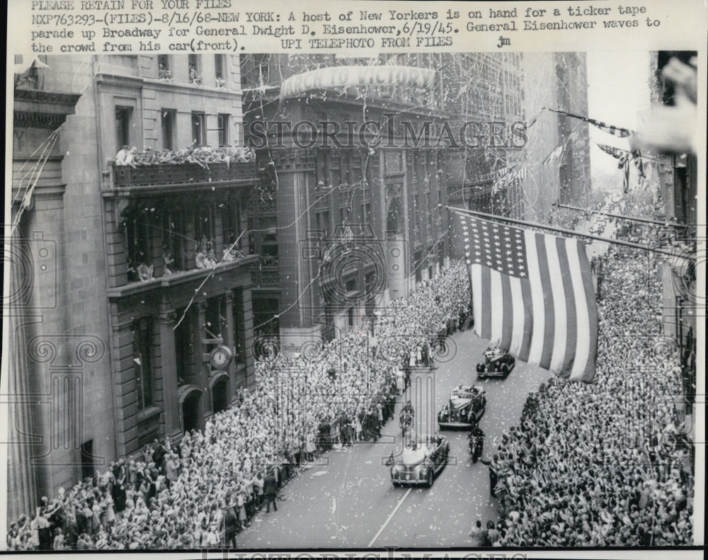 1968 Press Photo A parade for Eisenhower in NYC - RSG91827 - Historic Images