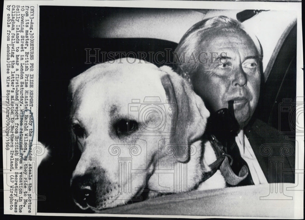 1969 Press Photo British Prime Minister, Harold Wilson and Dog, Paddy - Historic Images