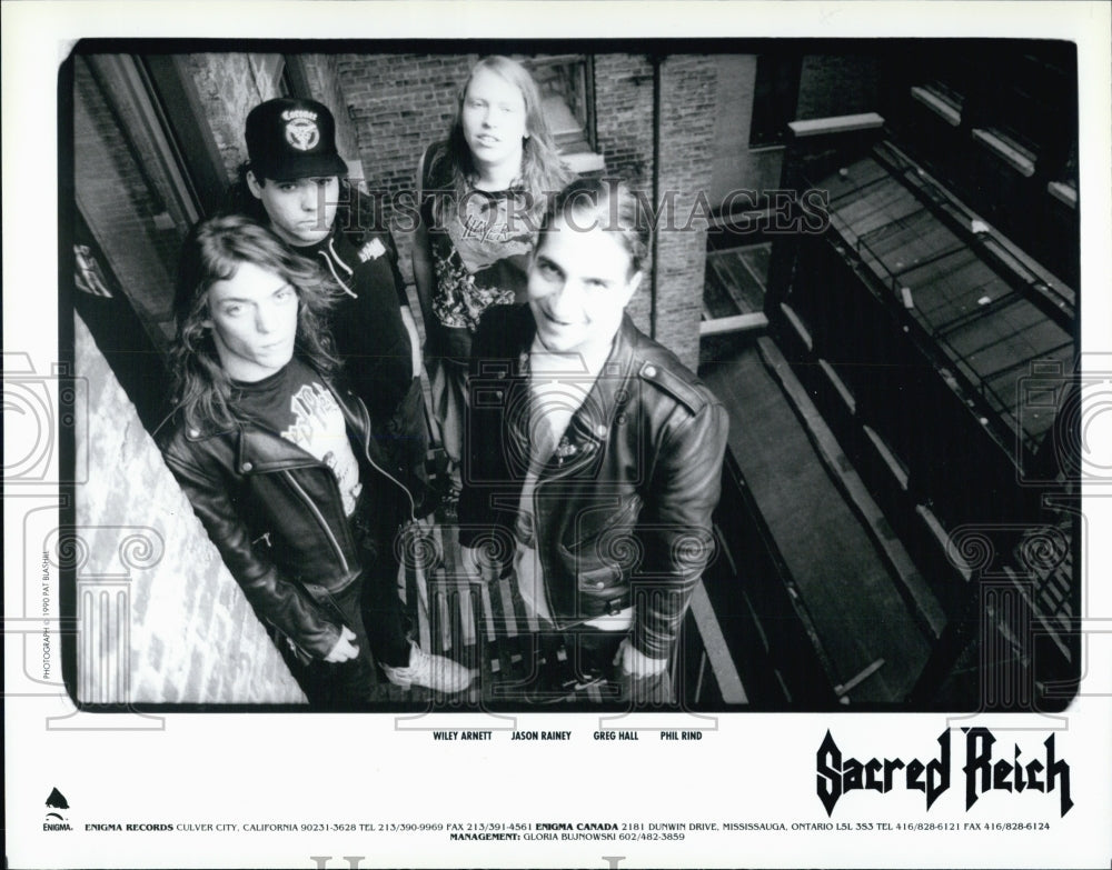 Press Photo Band Sacred Rich - Historic Images