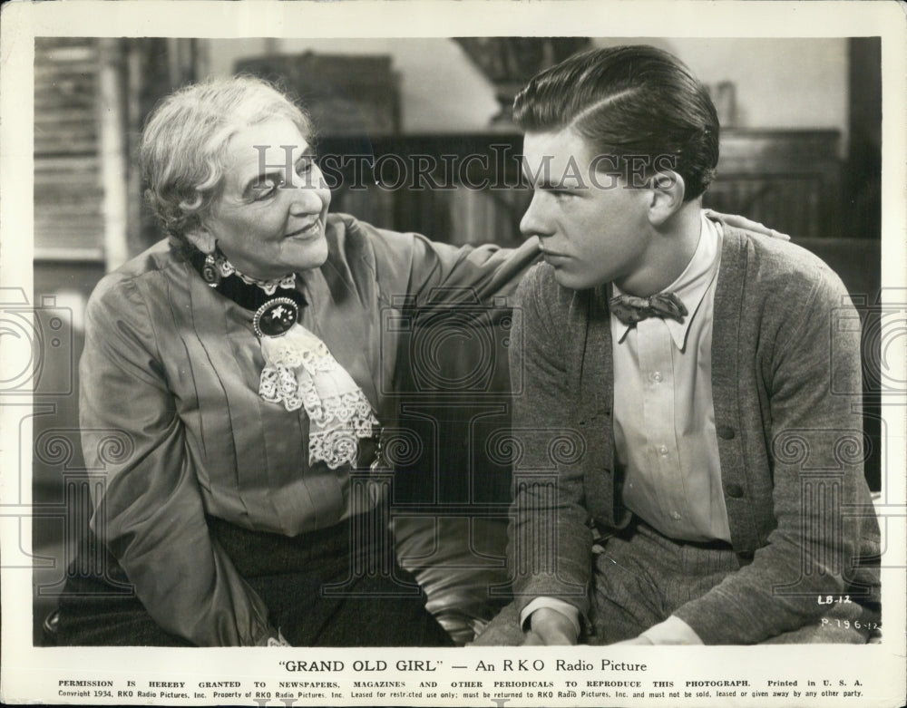 1935 Film Grand Old Girl stars May Robson Fred MacMurray - Historic Images