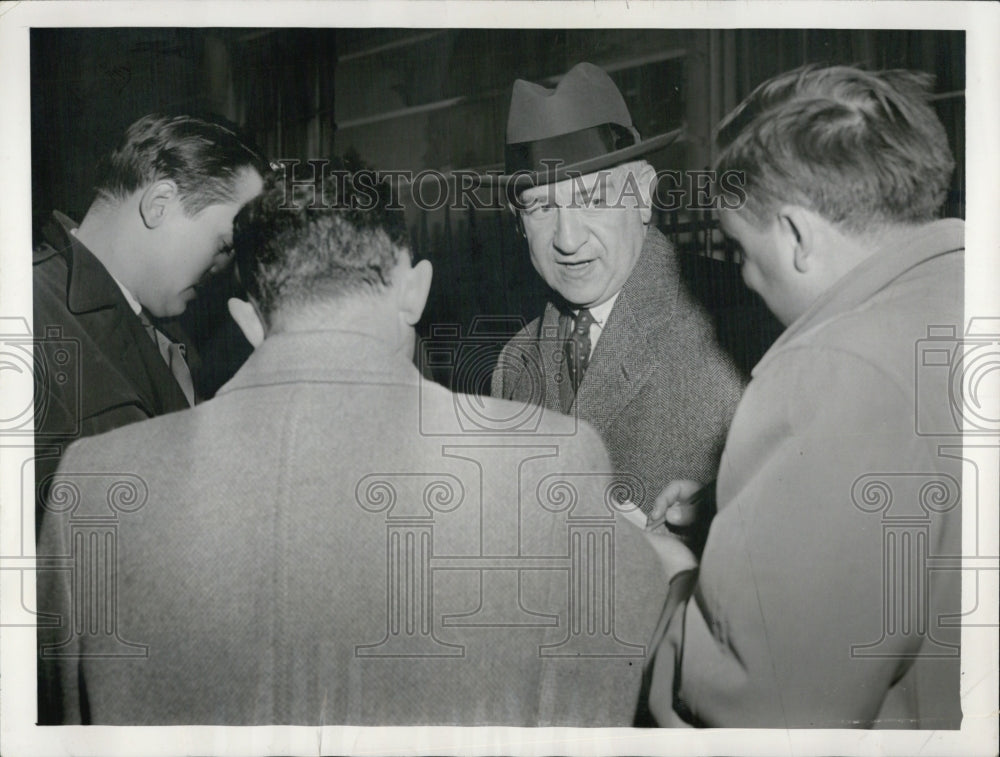 1954 Press Photo Dr Milton Helhern ,Chief Medical Examiner,Andrei Vishinski - Historic Images