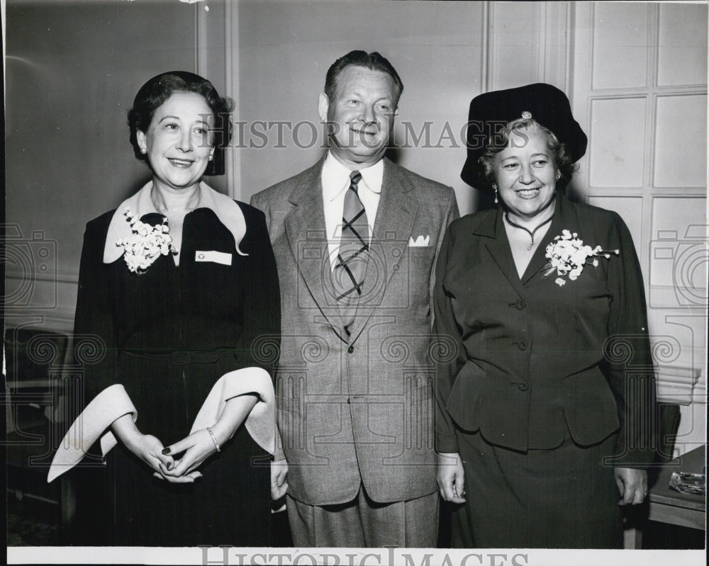 1951 Press PhotoJewish Charity,Mrs Sidney Rabb,Simon Helman,Mrs William Talcoff - Historic Images