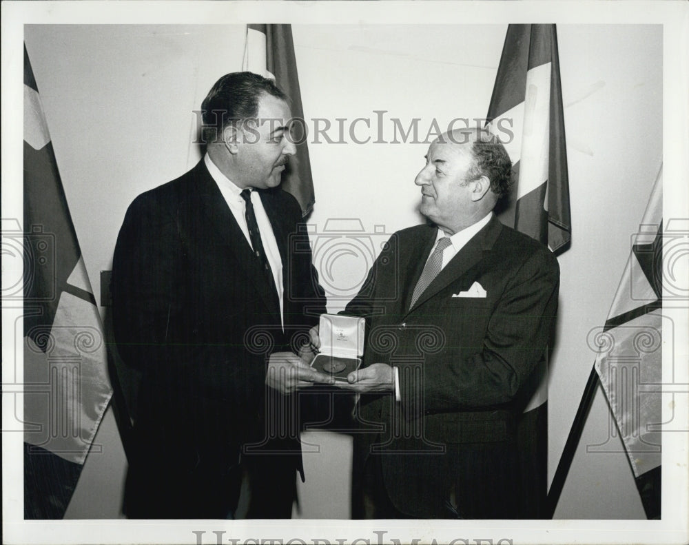 1968PressPhoto G. Jacques Danton  accepts bronze medalian from Stuart J. Hemsley - Historic Images