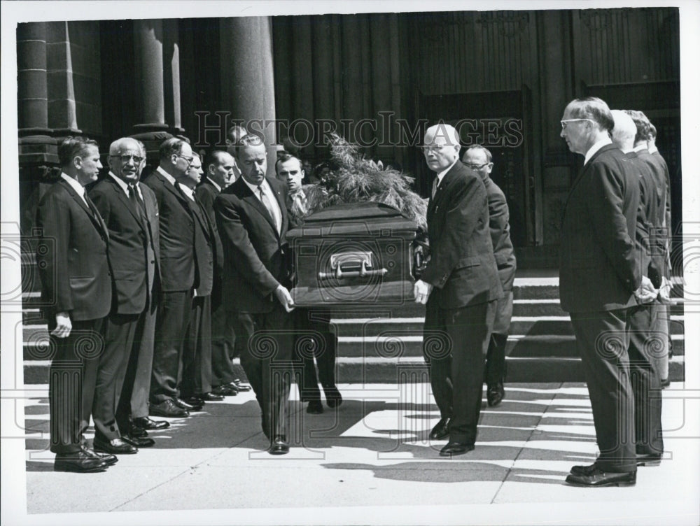 1967 Press Photo Ernest HendersonFuneral,Trinity Church - Historic Images